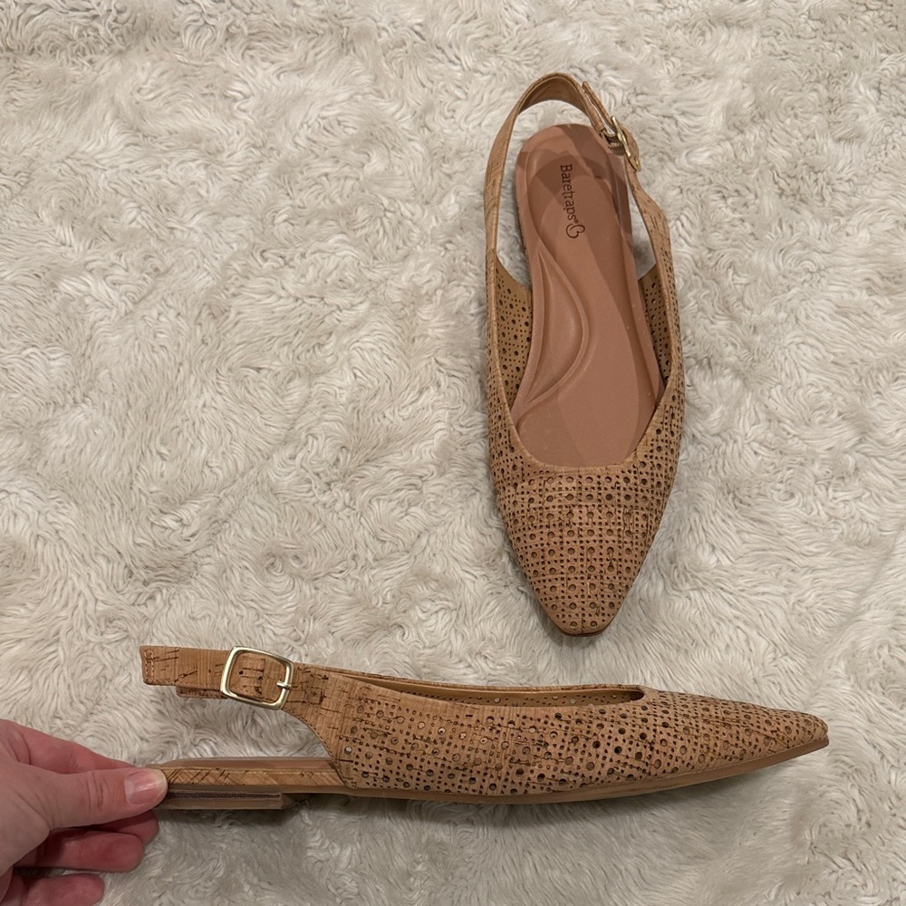 Baretraps Women's Riva Slingback Flats in Tan Size 9.5 W